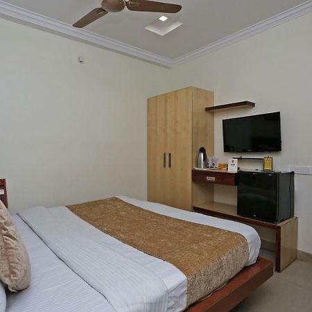 Oyo 3019 Hotel Lingaraj Bhubaneswar Exterior photo