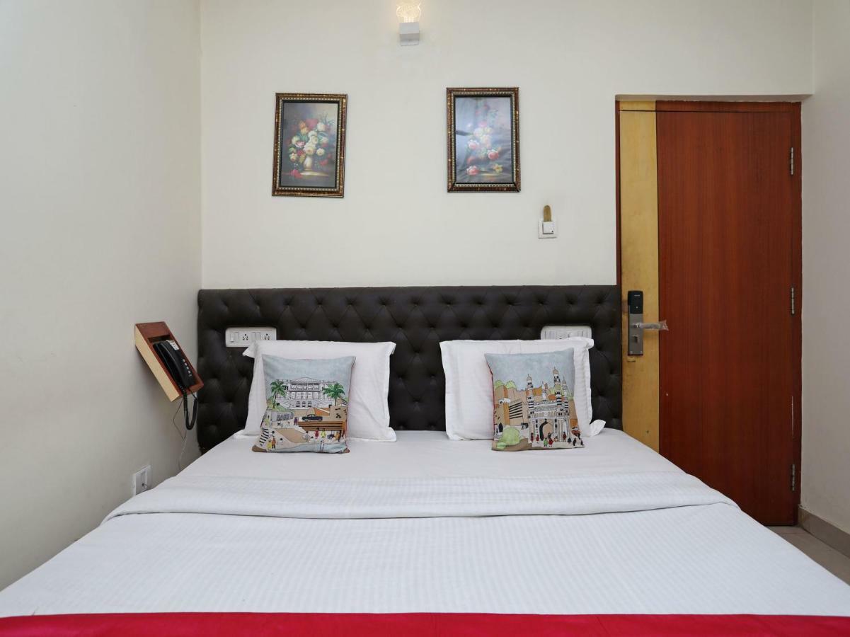 Oyo 3019 Hotel Lingaraj Bhubaneswar Exterior photo