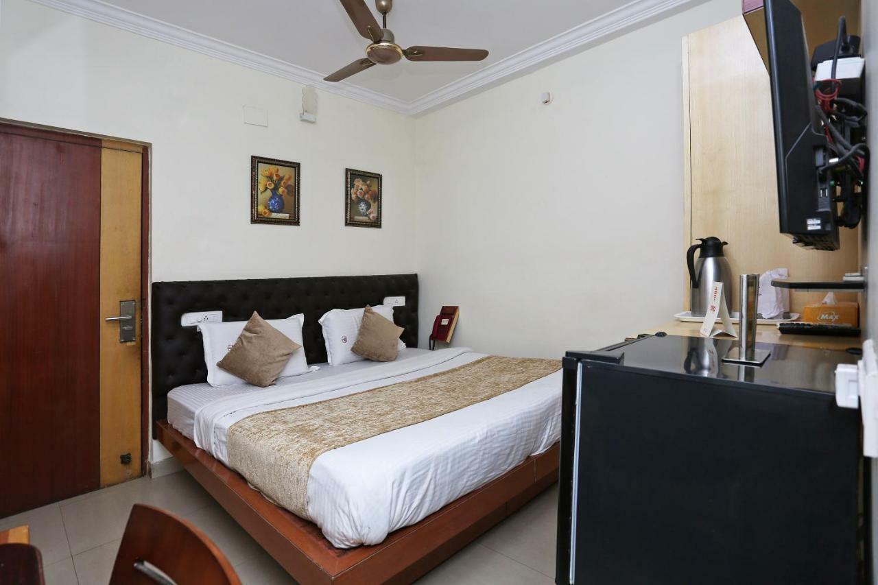 Oyo 3019 Hotel Lingaraj Bhubaneswar Exterior photo