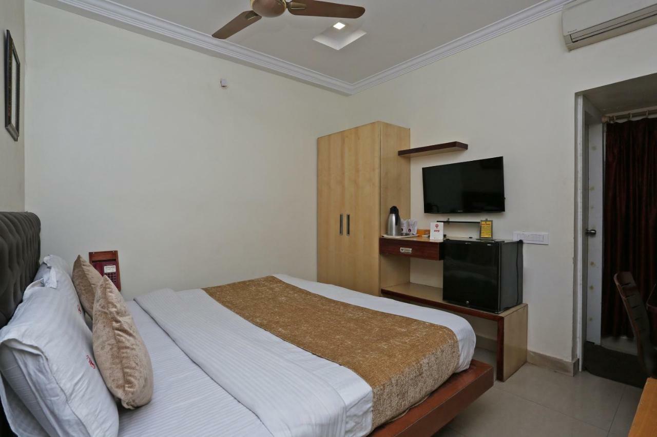 Oyo 3019 Hotel Lingaraj Bhubaneswar Exterior photo
