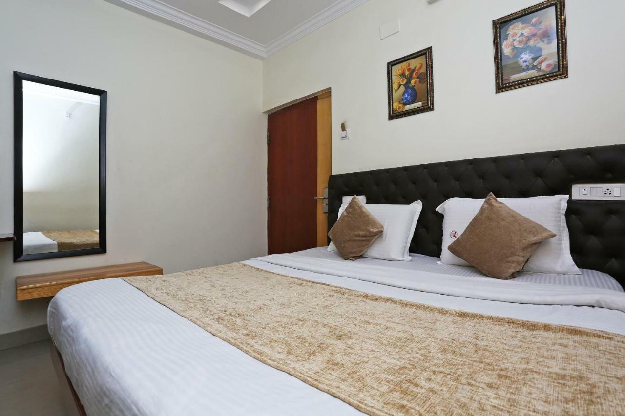 Oyo 3019 Hotel Lingaraj Bhubaneswar Exterior photo